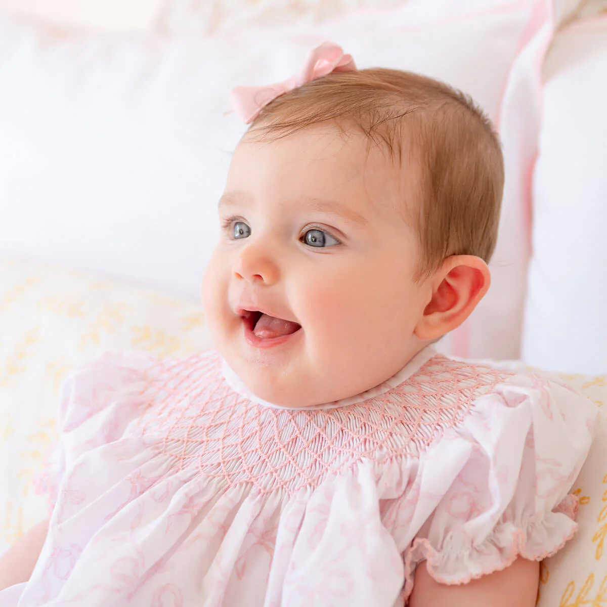 Bella's Bows Pink & White Smocked Bubble - Image 3