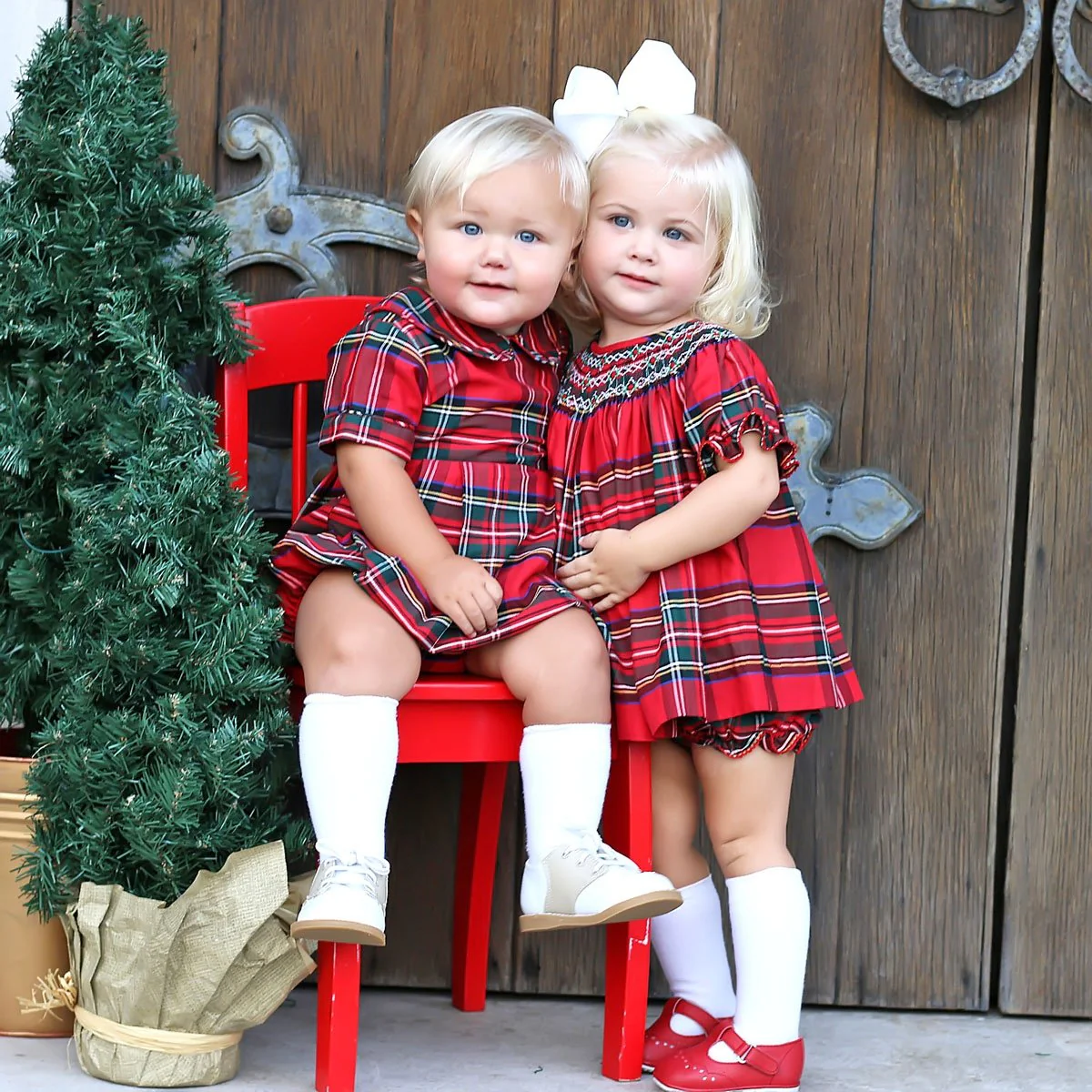 Goldbridge Plaid Red Smocked Bloomer Set - Image 4