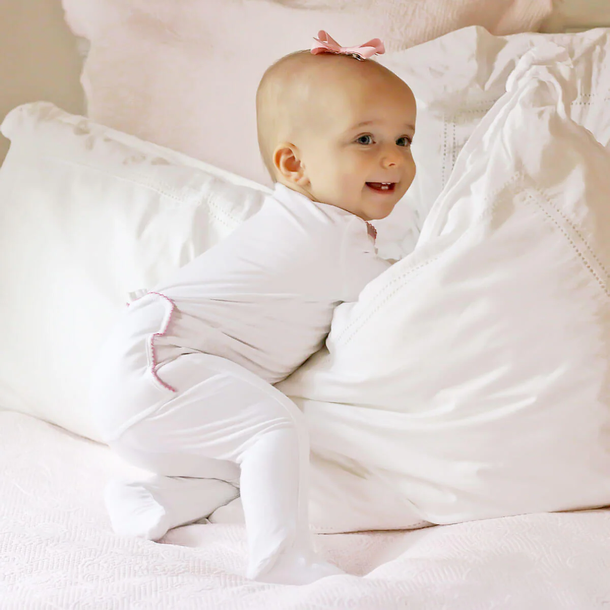Solid White Color Trim Zip Sleeper - Image 15