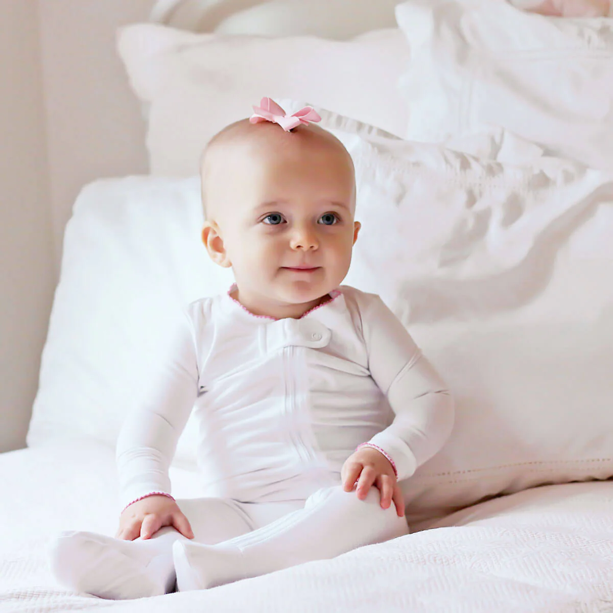 Solid White Color Trim Zip Sleeper - Image 4