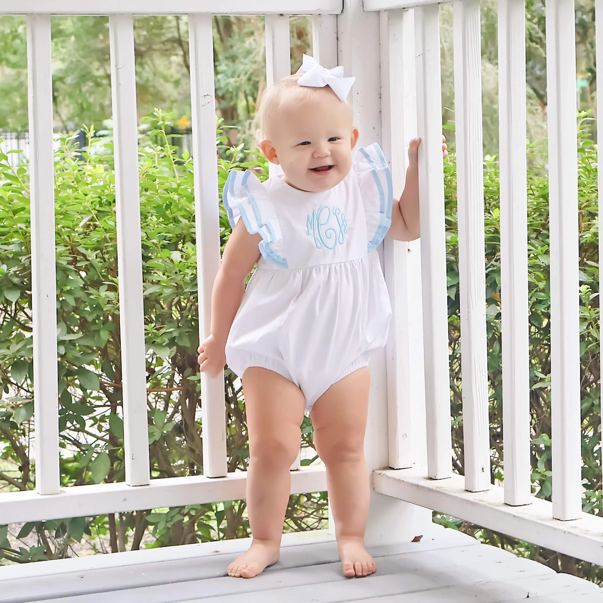 White & Light Blue Alice Bubble - Image 3