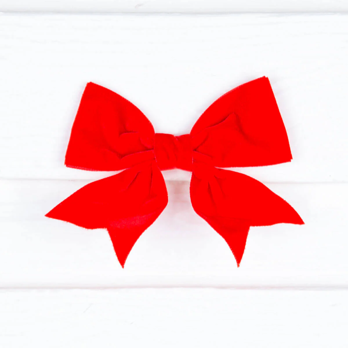 Velvet Classic Bow - Image 3