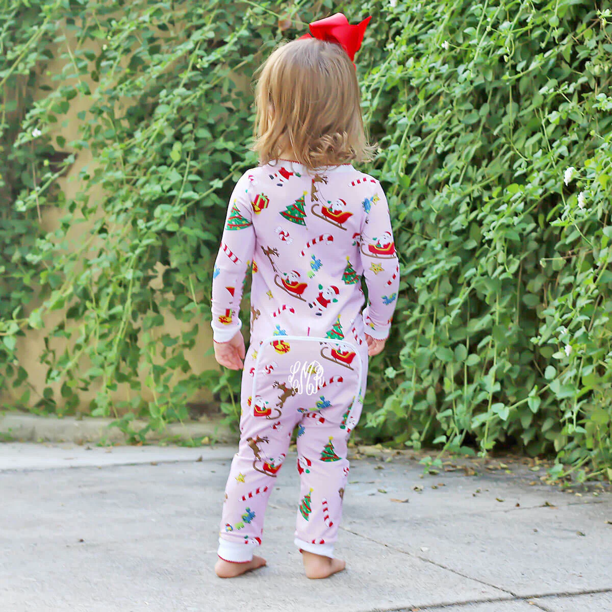 We Believe In Santa Pink Zip Sleeper - Image 4